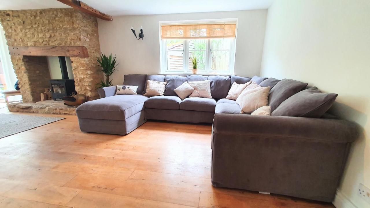 Glenfield Cottage - Secluded Luxury Deep In The Oxfordshire Countryside Wilcote Esterno foto