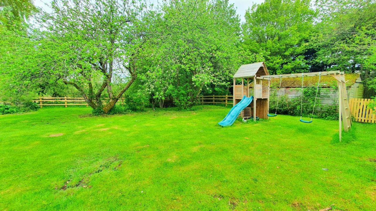 Glenfield Cottage - Secluded Luxury Deep In The Oxfordshire Countryside Wilcote Esterno foto