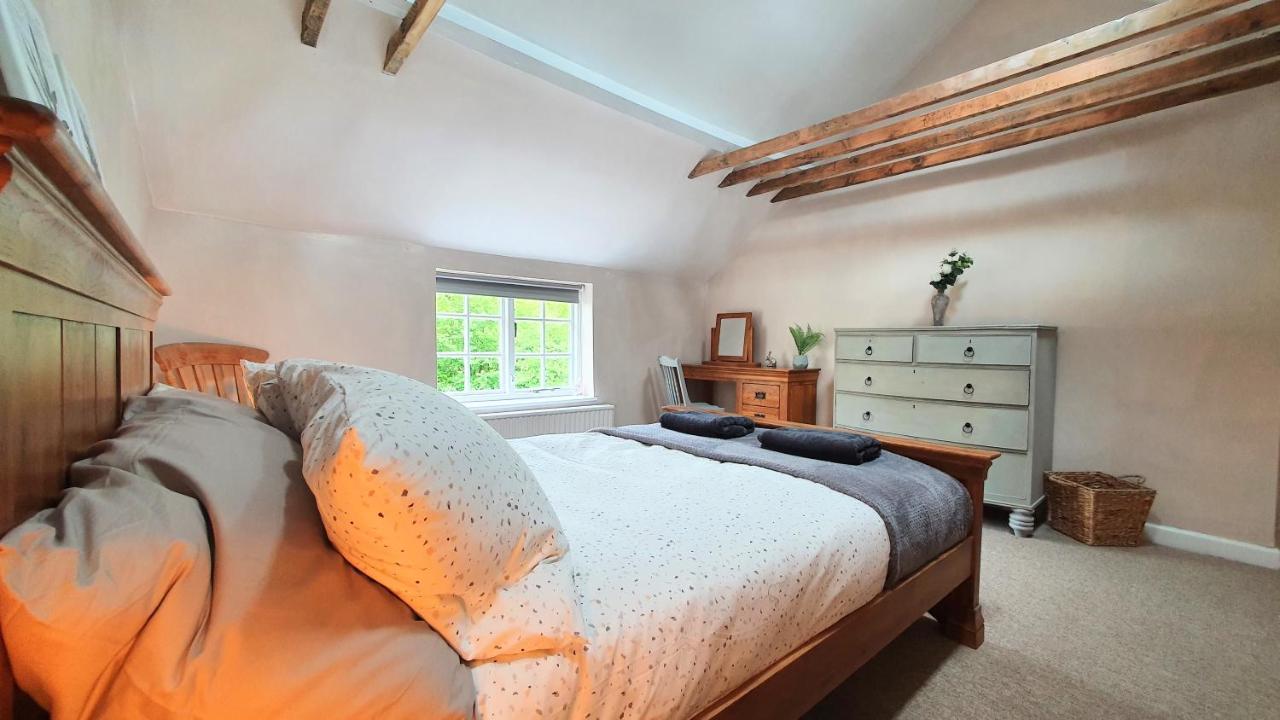 Glenfield Cottage - Secluded Luxury Deep In The Oxfordshire Countryside Wilcote Esterno foto