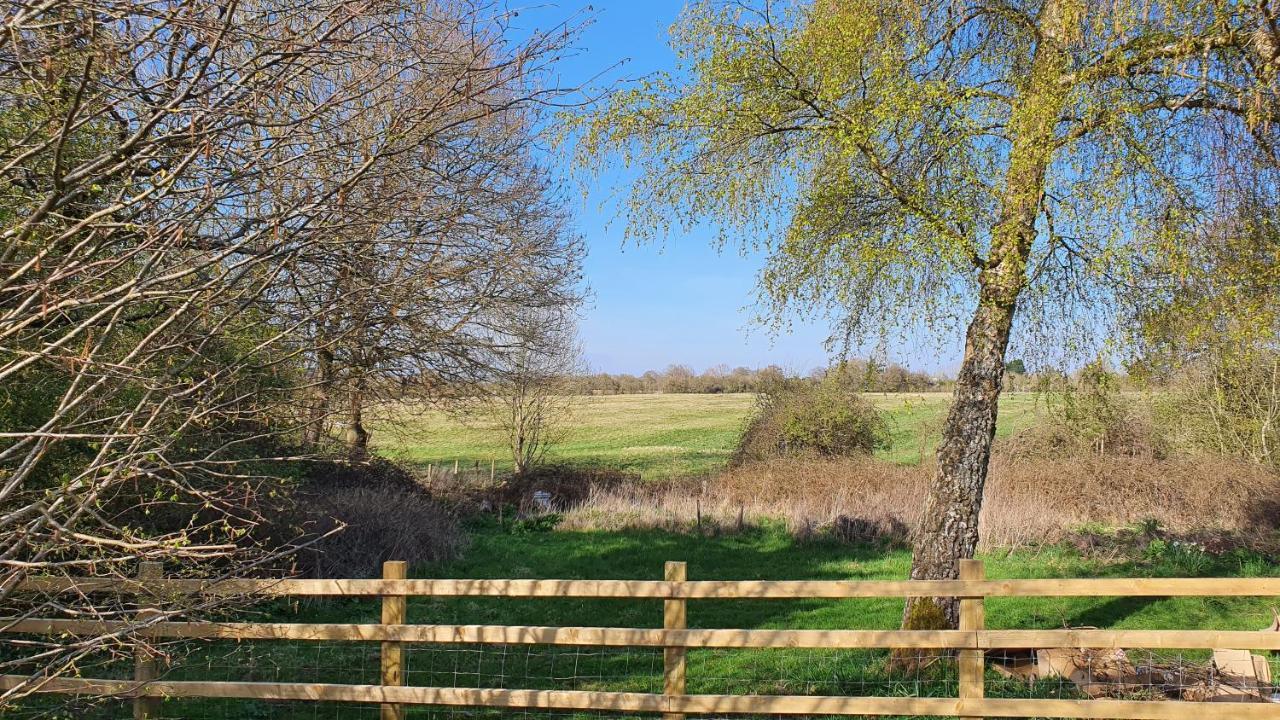 Glenfield Cottage - Secluded Luxury Deep In The Oxfordshire Countryside Wilcote Esterno foto